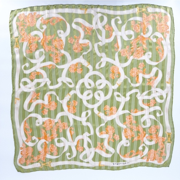 TRUSSARDI Vintage Silk Scarf 34 x 34 inches - Picture 2 of 5